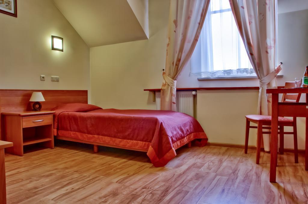 Hotel Sutoris Bochnia Phòng bức ảnh
